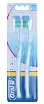 ORAL B TANDENBORSTEL CLASSIC CARE DUO 2ST